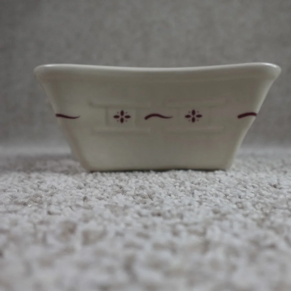 Longaberger 2001 Shining Star Pottery Dish Woven Traditions Red Ivory USA Made